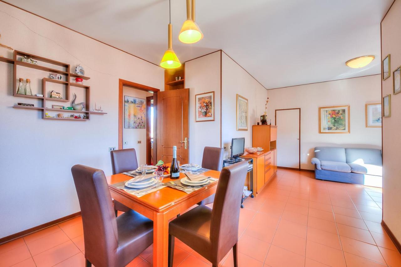 Laura'S Cozy Apartment Stresa Center - Happy Rentals Esterno foto