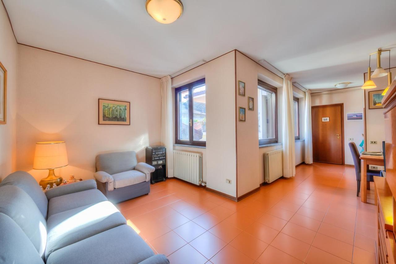 Laura'S Cozy Apartment Stresa Center - Happy Rentals Esterno foto